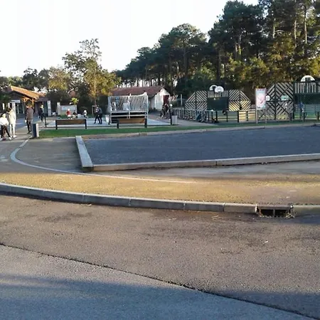 דירה T2 Mabouya Avec Piscine Et Tennis אונדרה