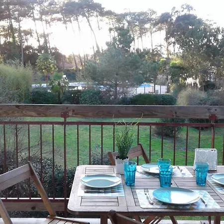 T2 Mabouya Avec Piscine Et Tennis *